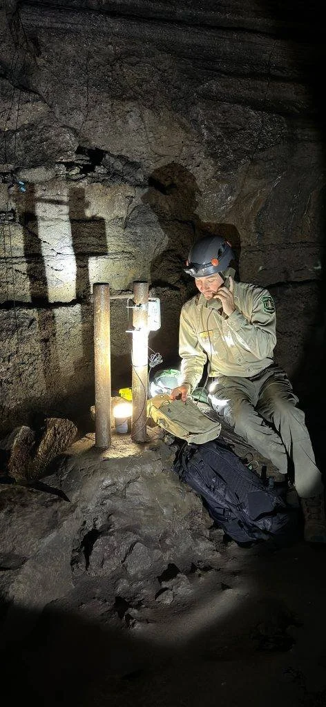 Published photograph from How to Explore Lava River Cave.